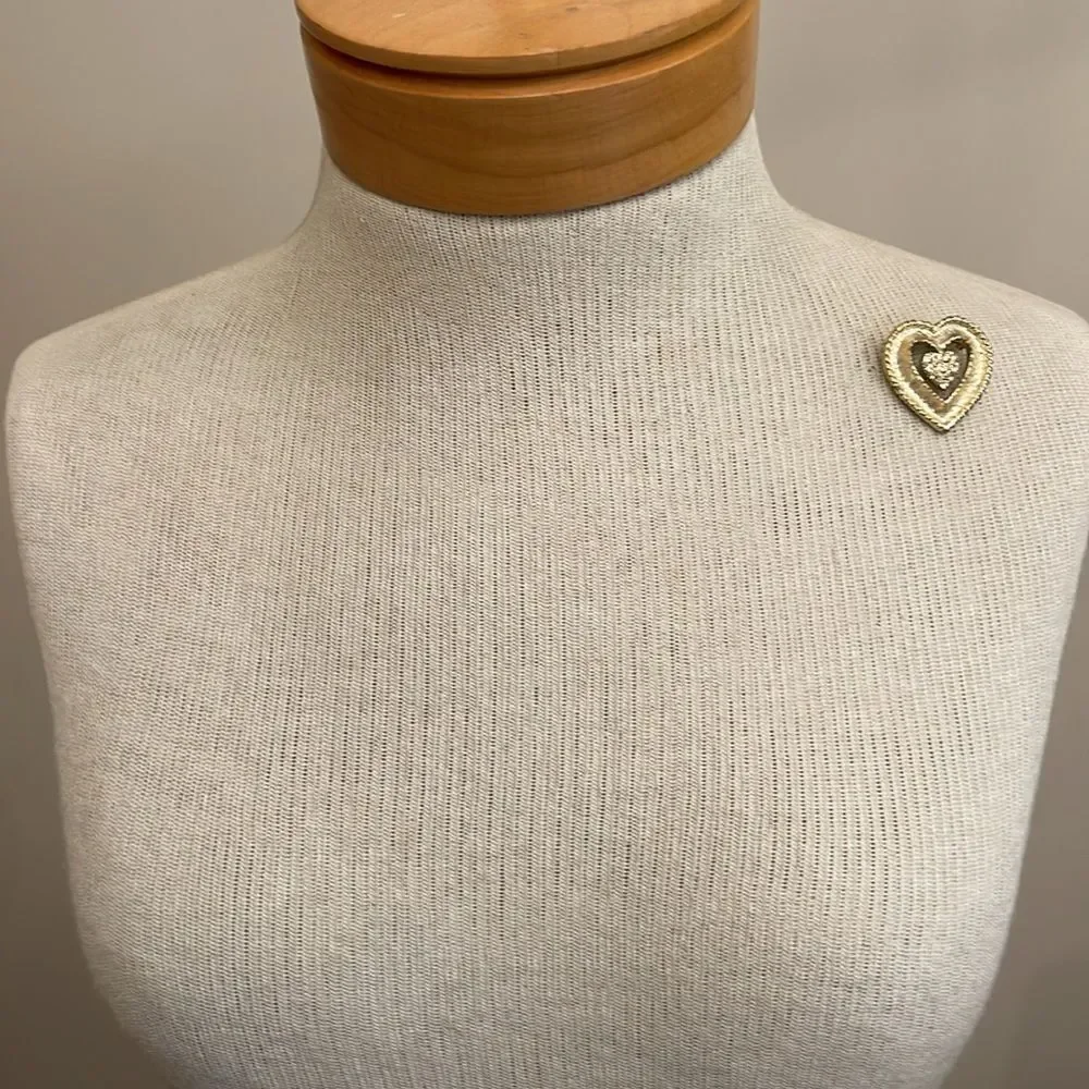 Vintage Light Gold-tone Texture Heart Pin with Rhinestone Accents